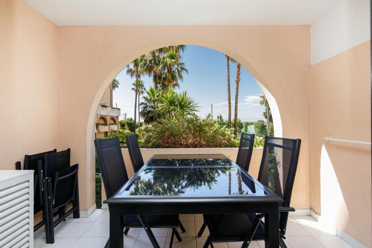 Suite 118 - Piscine - 50 Metres Plage - Terrasse - Clim - Wifi Канны Экстерьер фото